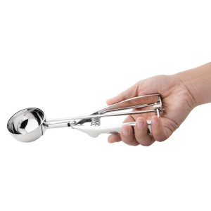 Stainless Steel 50ml Ice Scoop - Vogue - Fourniresto